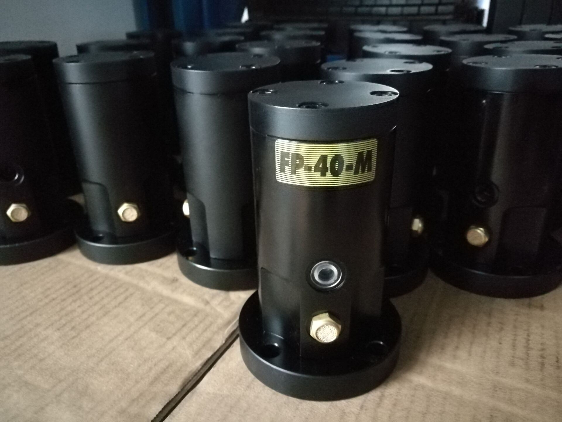 活塞往复振动器FP-40-M FP-50-M 气动振动器 FP-60-M -80-MFP-100-M
